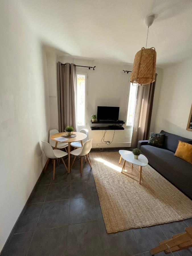 Studio 12 Vieux Port Apartment La Ciotat Exterior photo